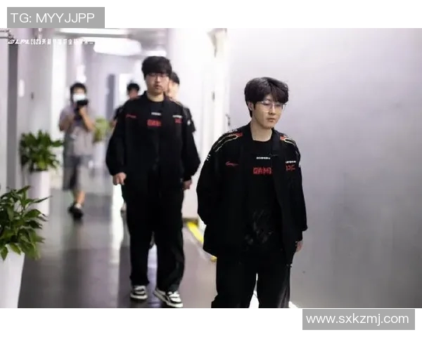 esports最新数据赛后分析JDG与V5对决中选手个人能力的表现与影响